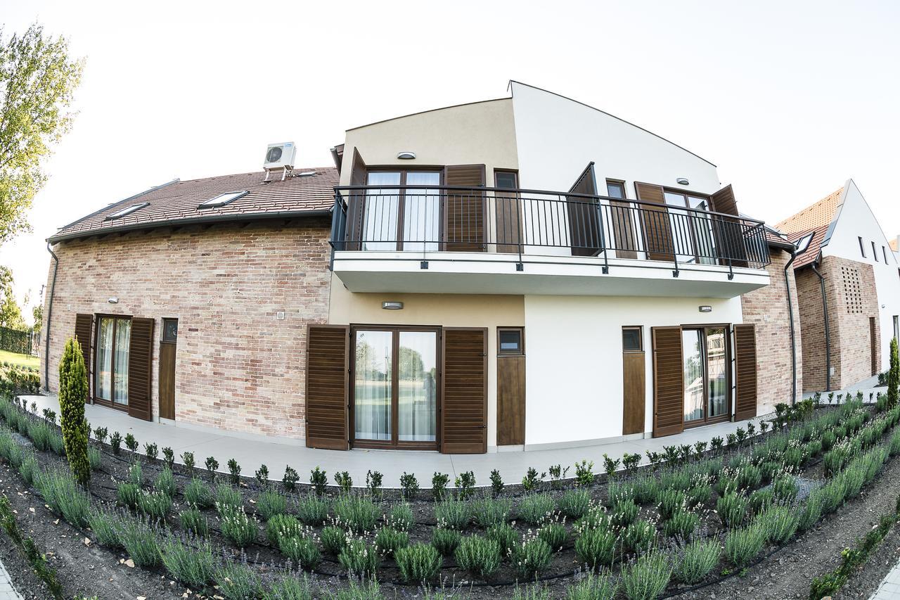 Levendula Hotel Algyo Exterior foto
