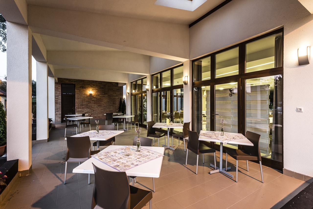 Levendula Hotel Algyo Exterior foto